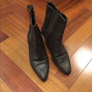 Manolo blahnik ankle boots
